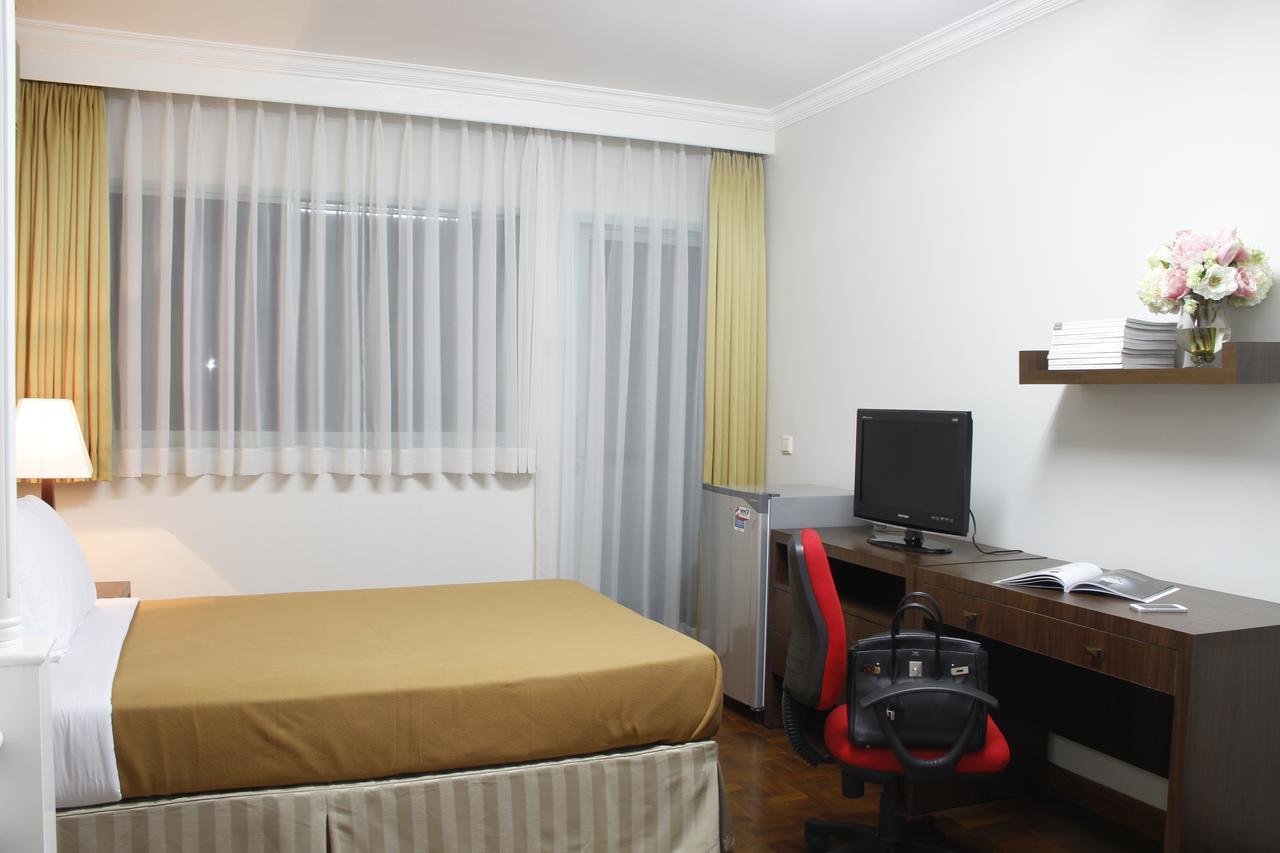ג'קרטה Kusuma Atmadja Residence מראה חיצוני תמונה